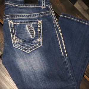 Sz 27 cropped Aquarius